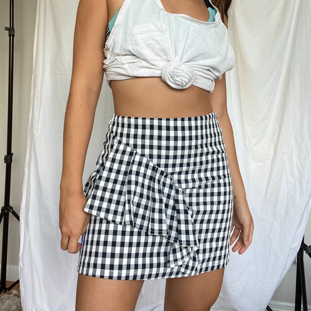 Black & White Gingham Mini Skirt w/ Ruffle, 8